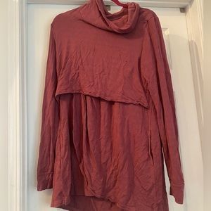 Dark rose Latched Mama sweatshirt nursing tunic